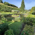 בית הארחה Restaurant La Roseraie 3*