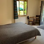 בית הארחה Restaurant La Roseraie 3*