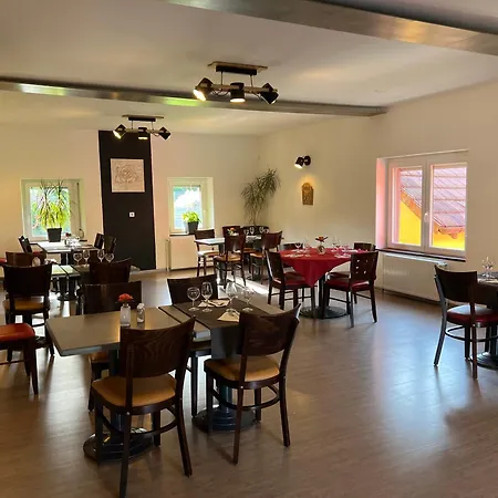 Maison d'hôtes Restaurant La Roseraie